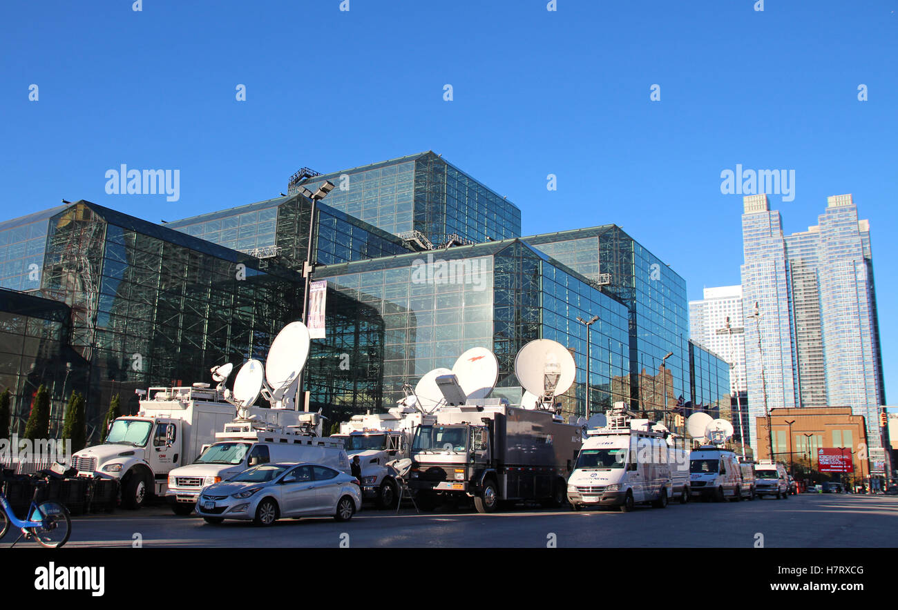 New York, USA. 07th Nov, 2016. TV vans parked outside the Javits Convention Centre in New York in which the Democratic presidential candidate Hilary Clinton plans to spend election night in New York, USA, 07 November 2016. Photo: Christina Horsten/dpa/Alamy Live News Stock Photo