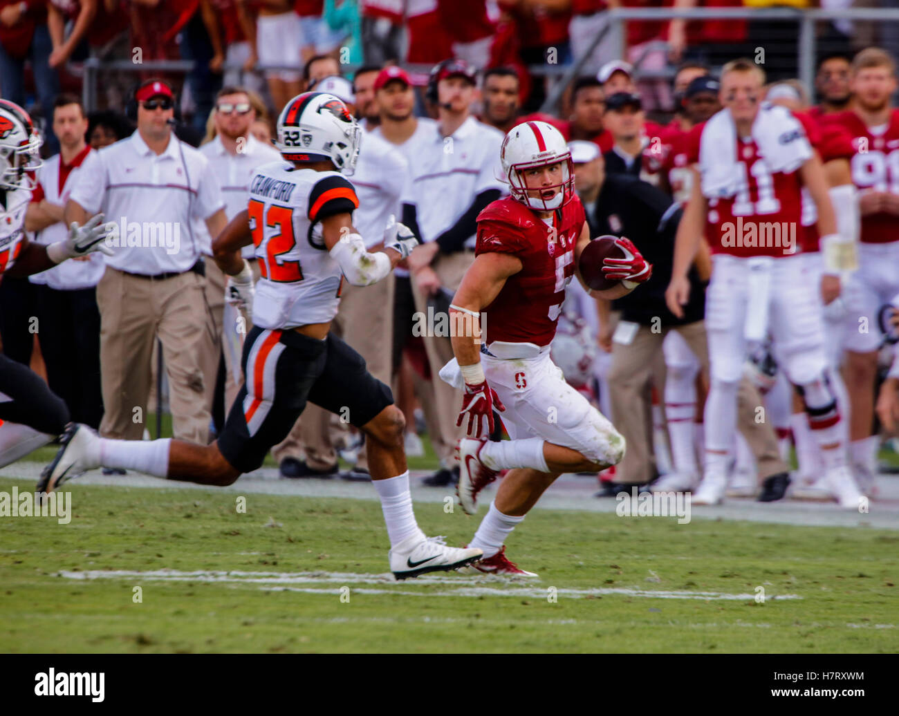 Palo Alto, California, USA. 5th Nov, 2016. Stanford Running Back ...