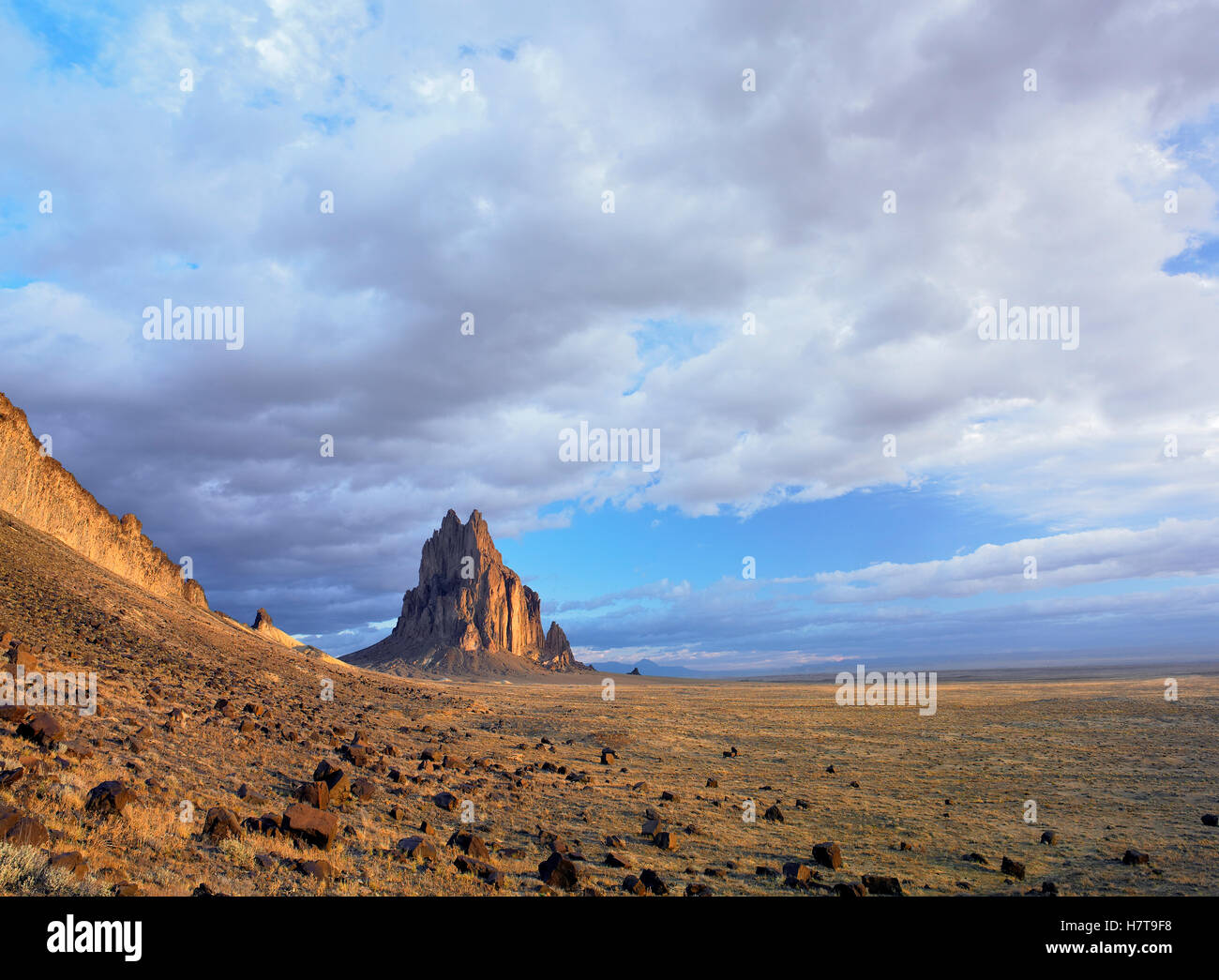 Shiprock, the basalt core of an extinct volcano, New Mexico Stock Photo