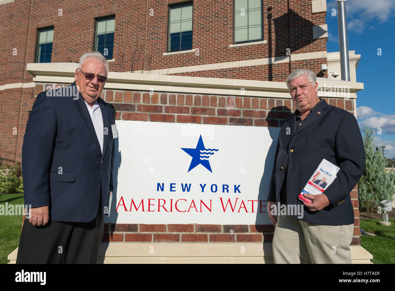 Merrick, New York, USA. October 23, 2016. LR Democratic Party