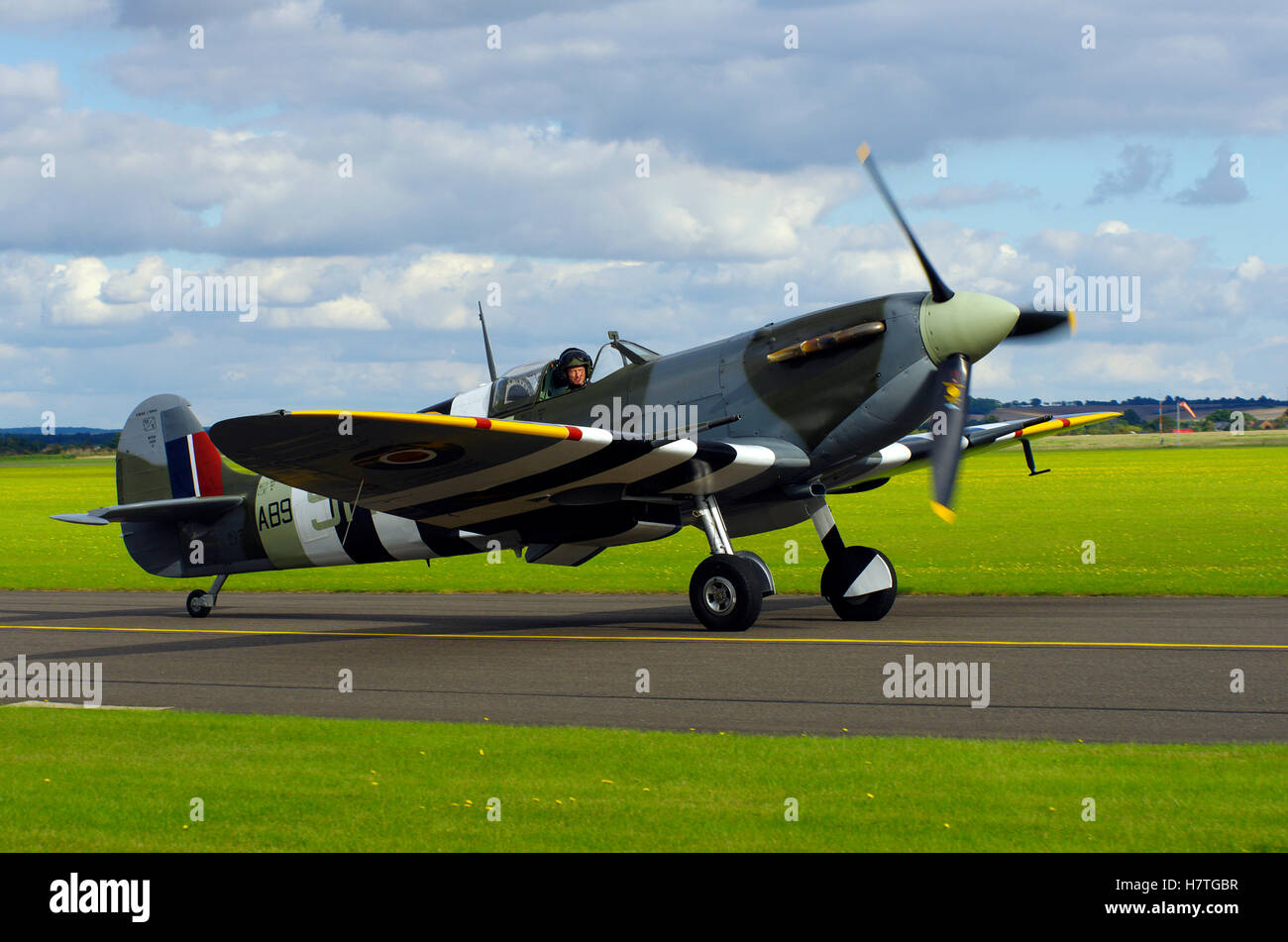 Vickers Supermarine, Spitfire, Vb, AB910, IWM Duxford, England, United ...
