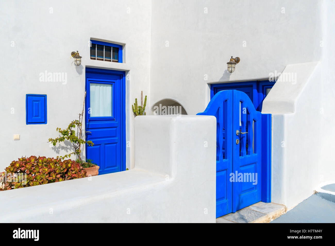 Blue door greek village hi-res stock photography and images - Alamy