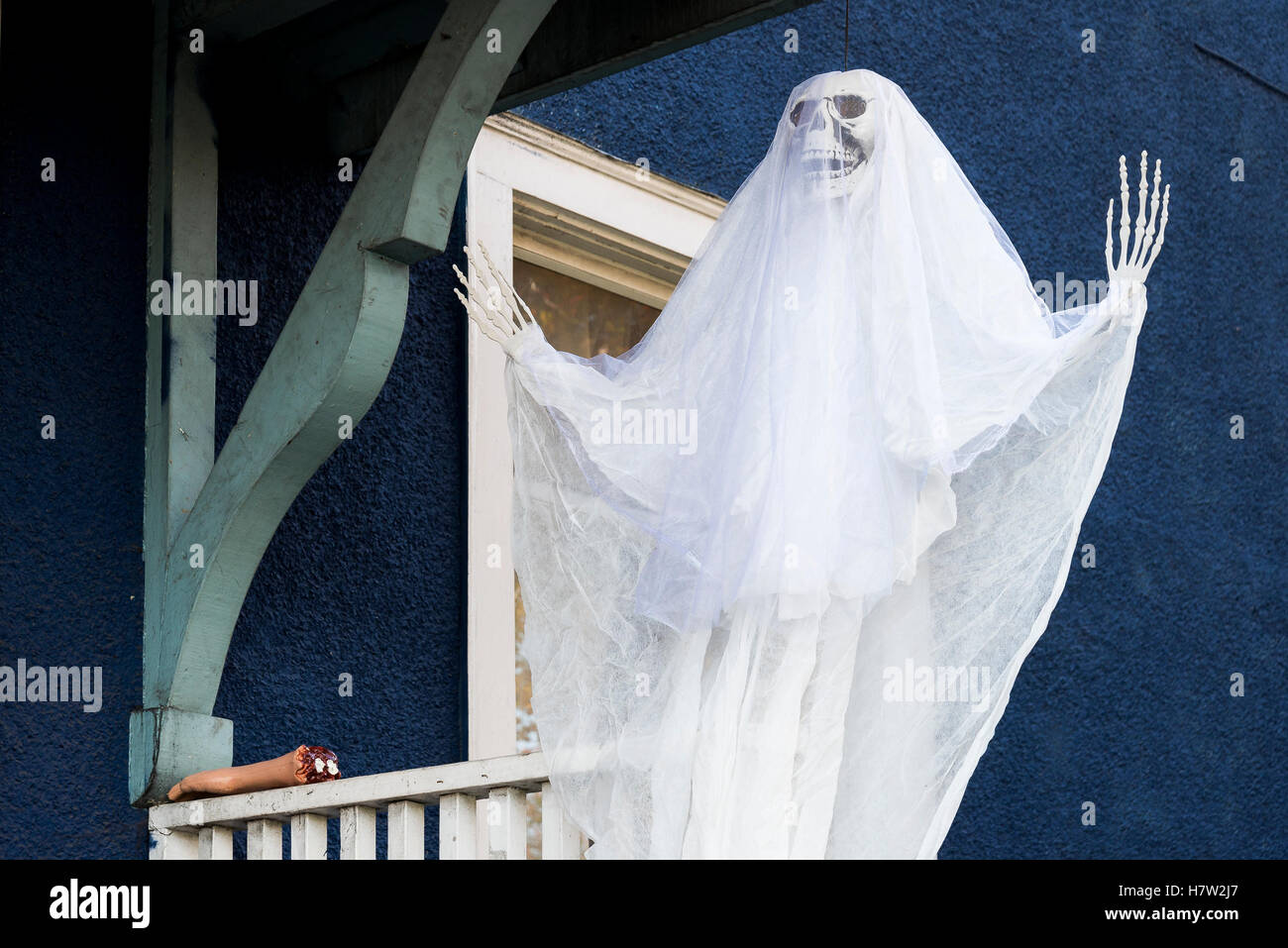 Halloween ghost display Stock Photo Alamy