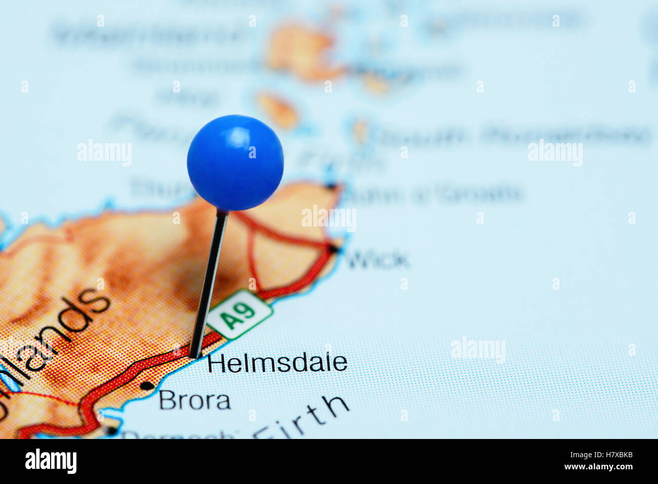 Helmsdale pinned on a map of Scotland Stock Photo - Alamy