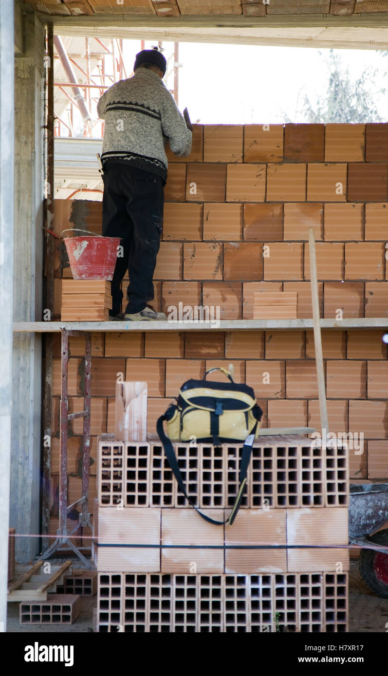 Master cement working bricks hi-res stock photography and images - Alamy