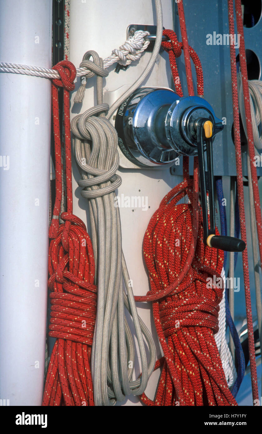 Winch and ropes in a sail boat Stock Photo Alamy
