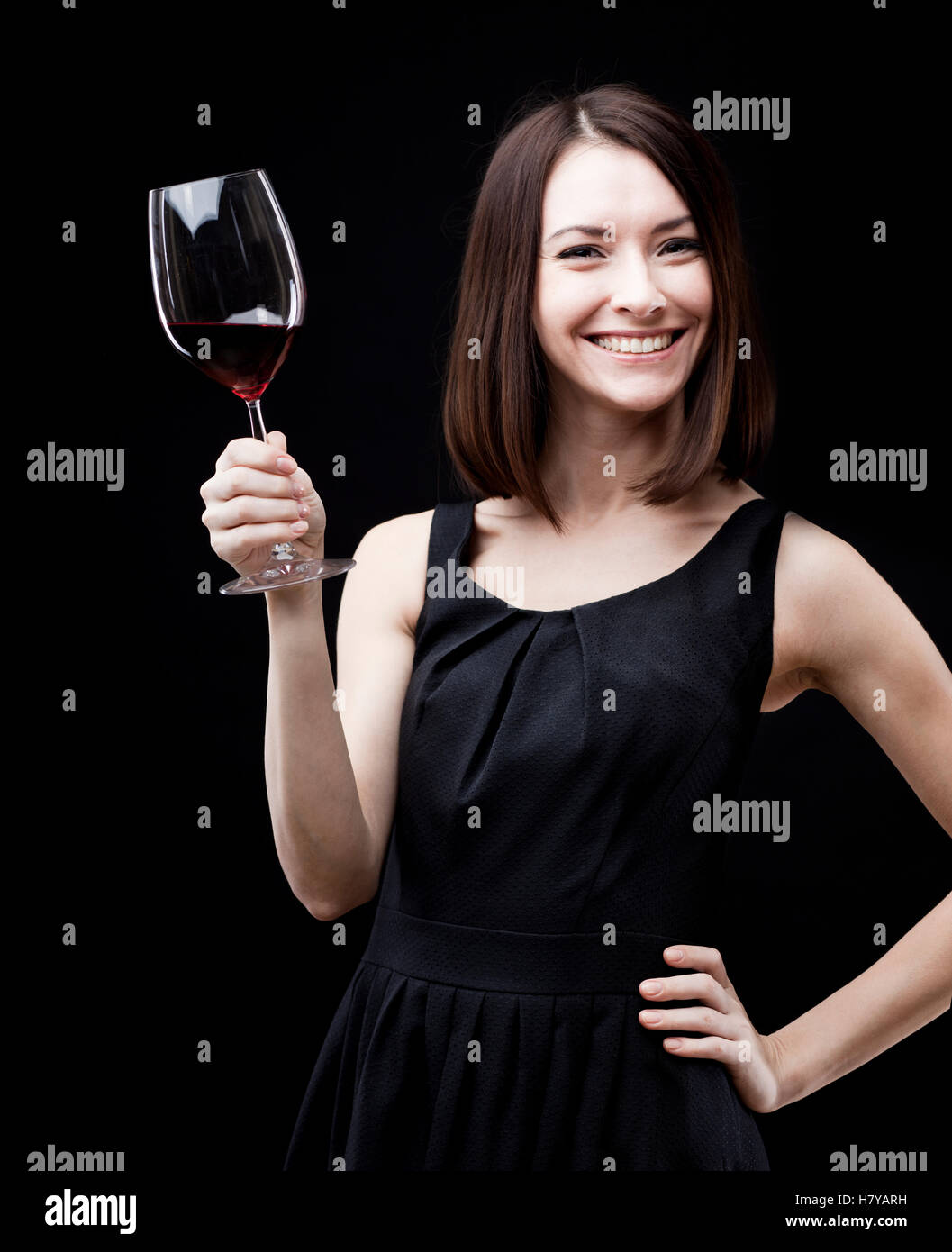 how to properly hold a wine glass