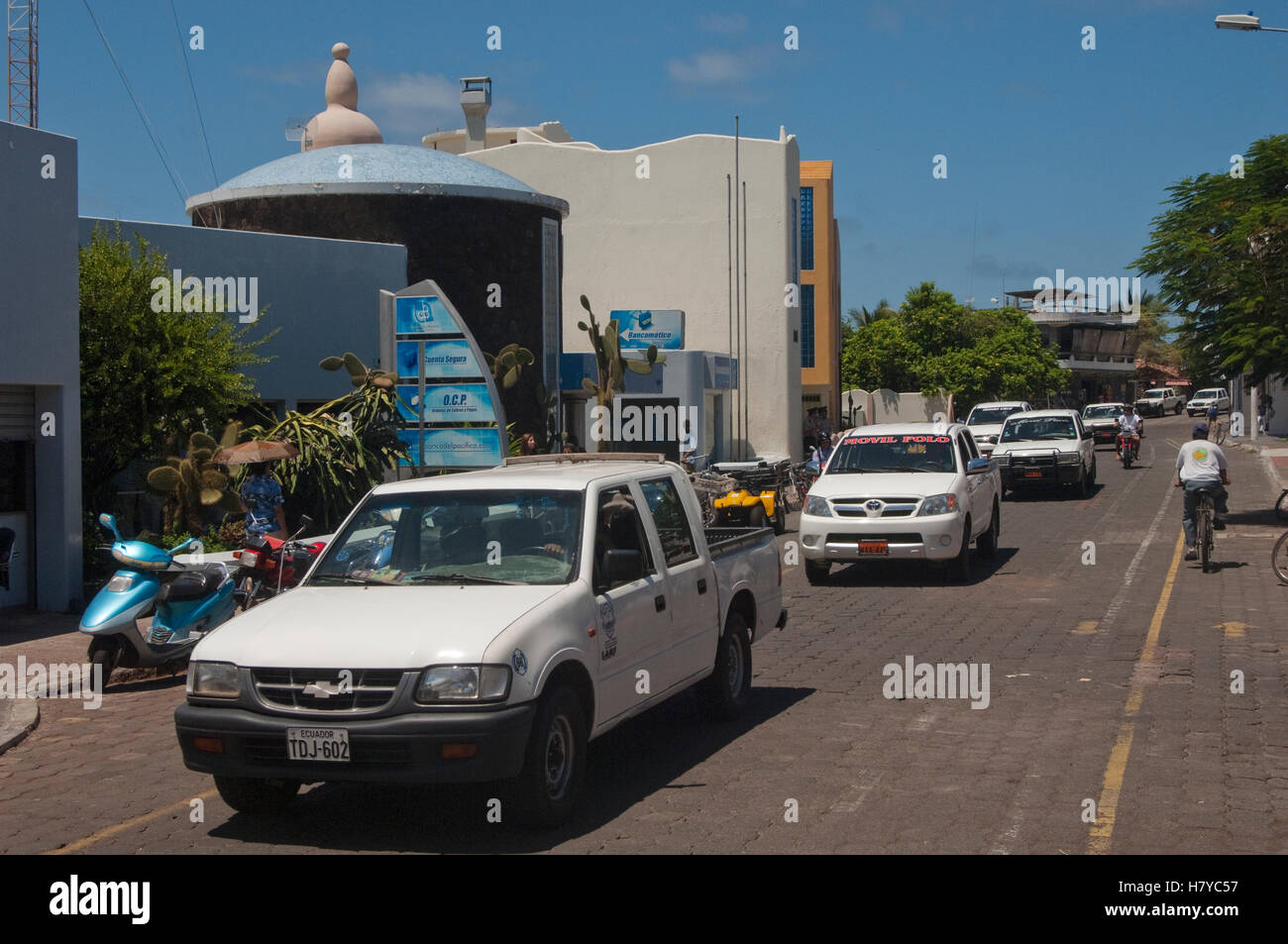 Cars on Charles Darwin Avenue, Puerto Ayora, Santa Cruz Island