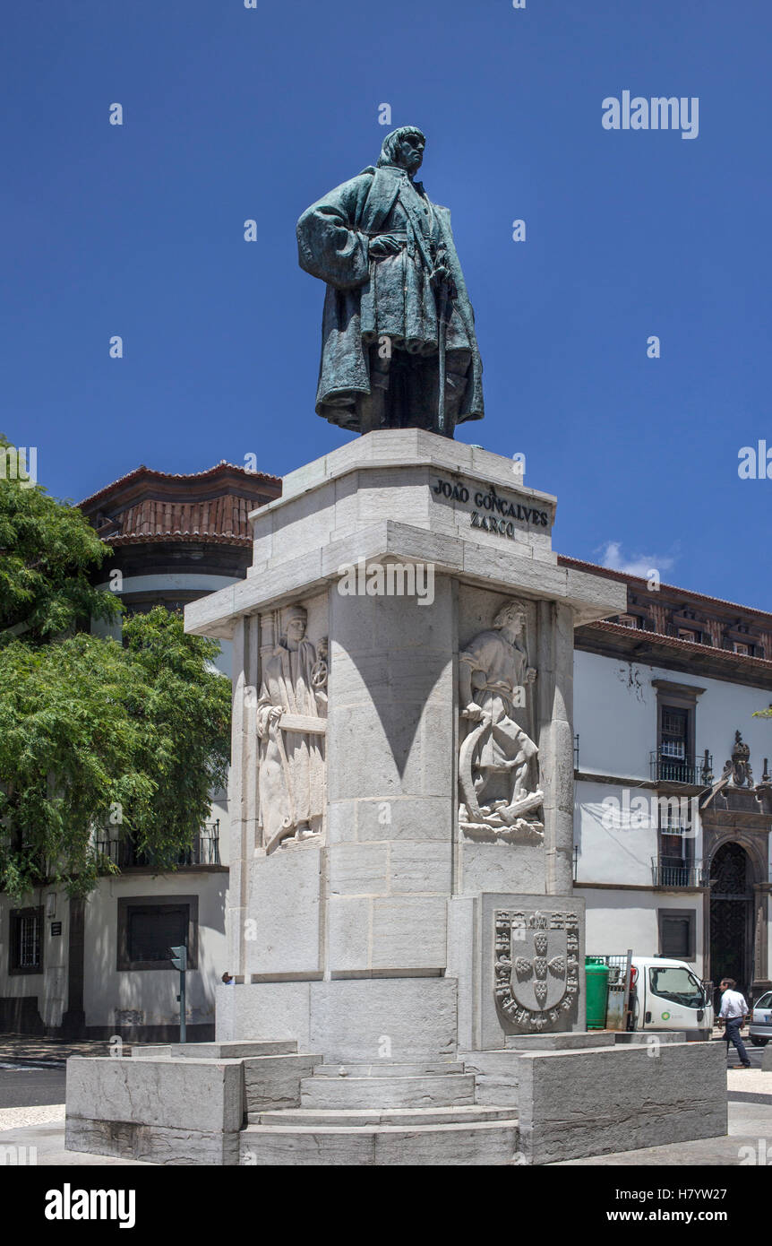 Bank of Portugal in Funchal, next to the statue of João Gonçalves Zarco Stock Photo