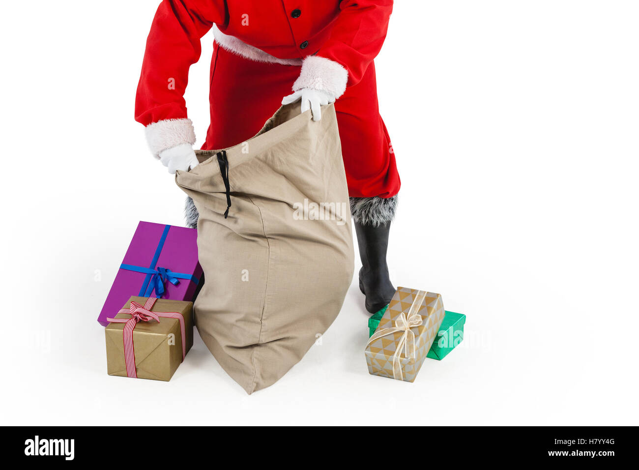 Filling boxes hires stock photography and images Alamy