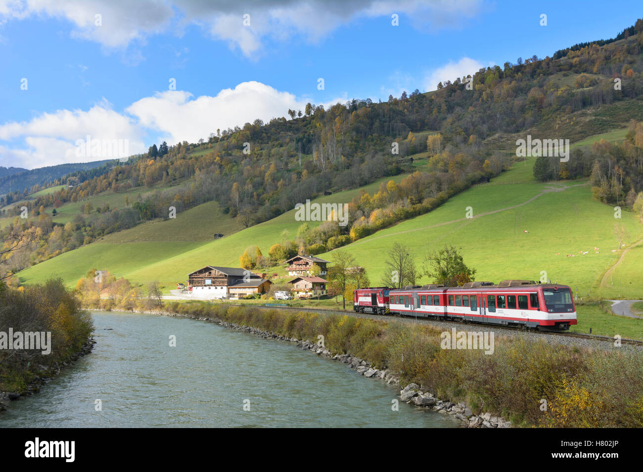 Niedernsill local train of Pinzgauer Lokalbahn at station Jesdorf
