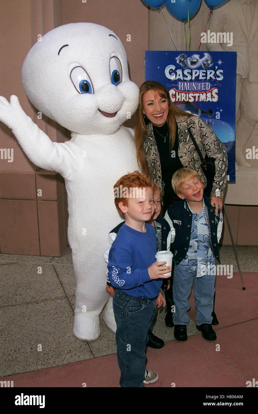 picture Casper's Haunted Christmas Poil https www alamy com stock photo jane seymour sons john chris caspers haunted christmas caspers 60th 125394828 html
