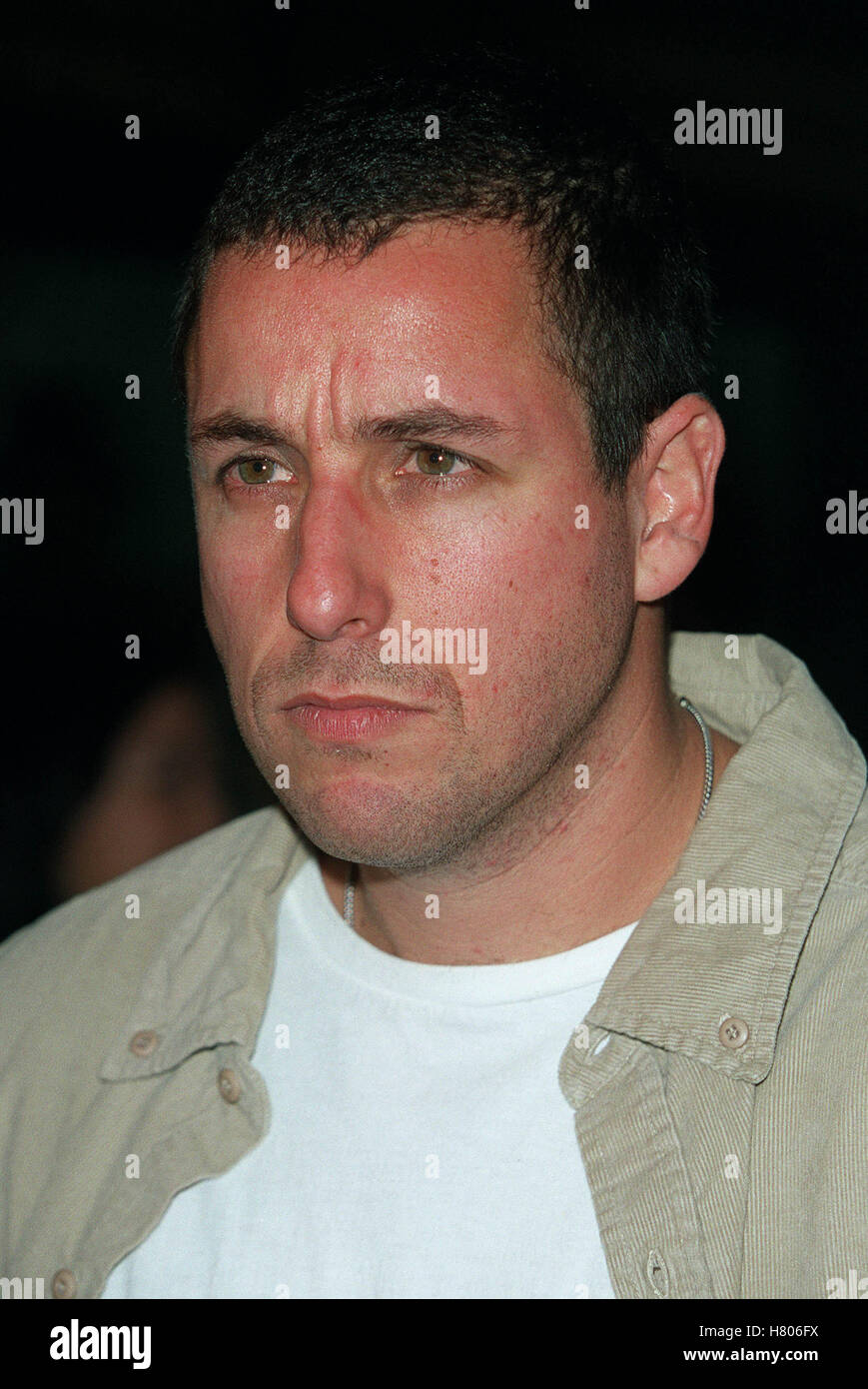 ADAM SANDLER "LITTLE NICKY" LA PREMIER HOLLYWOOD LA USA 11 November 2000 Stock Photo Alamy