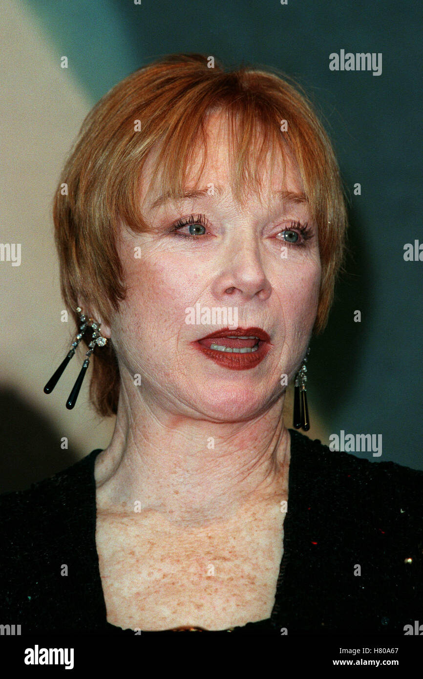 SHIRLEY MACLAINE BERLIN GERMANY 23 February 1999 Stock Photo Alamy