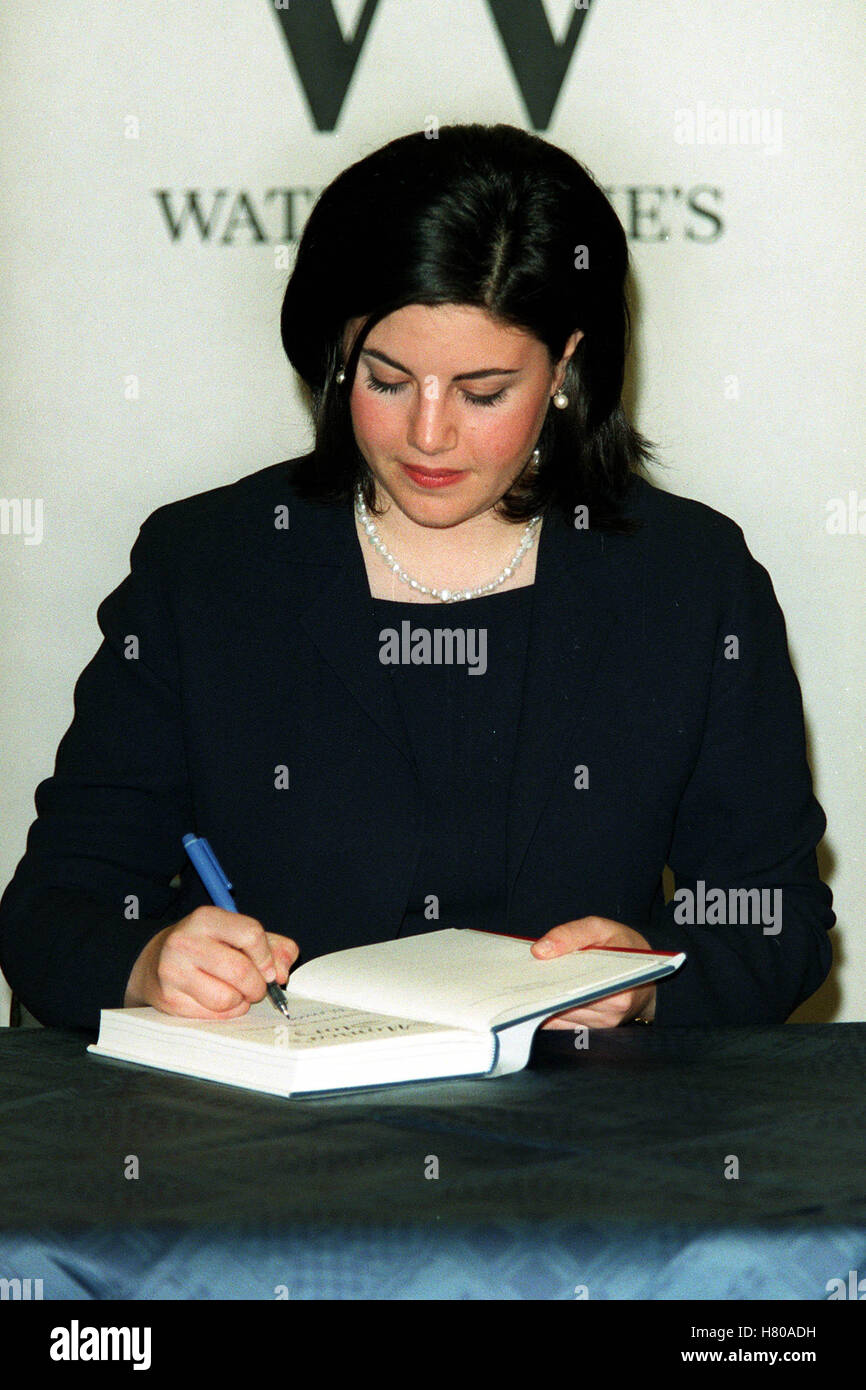MONICA LEWINSKY 11 March 1999 Stock Photo Alamy