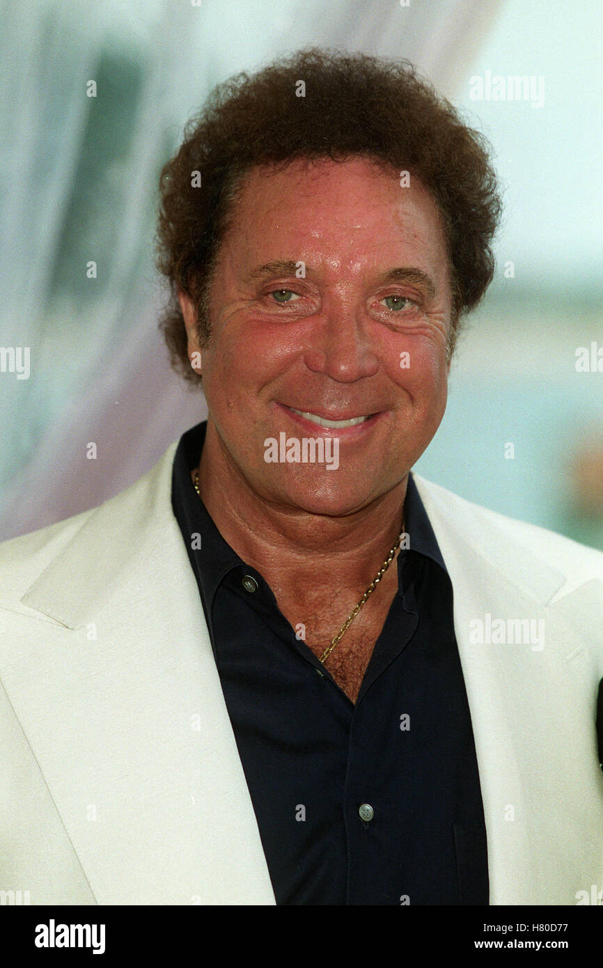 TOM JONES. 24 May 1999 Stock Photo Alamy