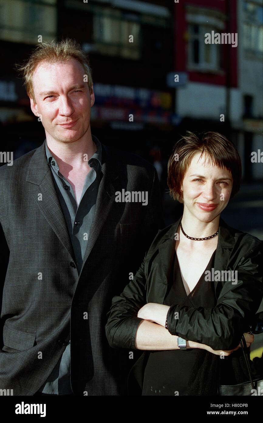 DAVID THEWLIS KATE HARDIE 09 June 1999 Stock Photo Alamy