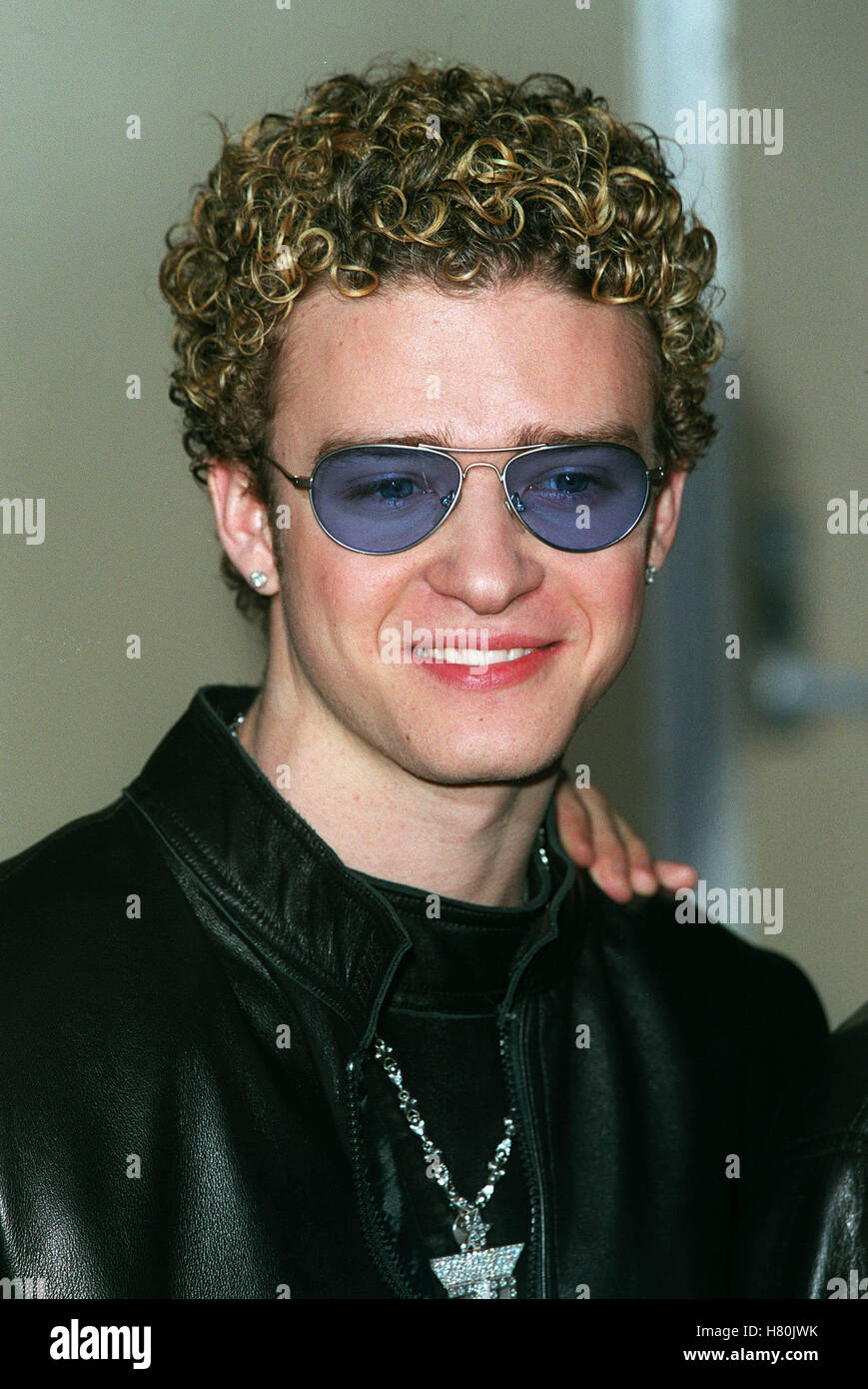 Justin timberlake 2002 hi-res stock photography and images - Alamy