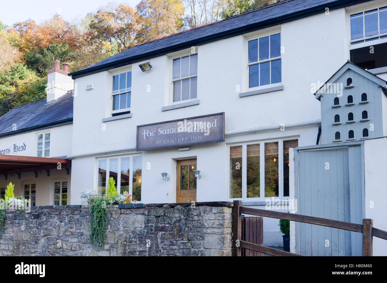 The Saracens Head pub and restaurant in Symonds Yat East by the River