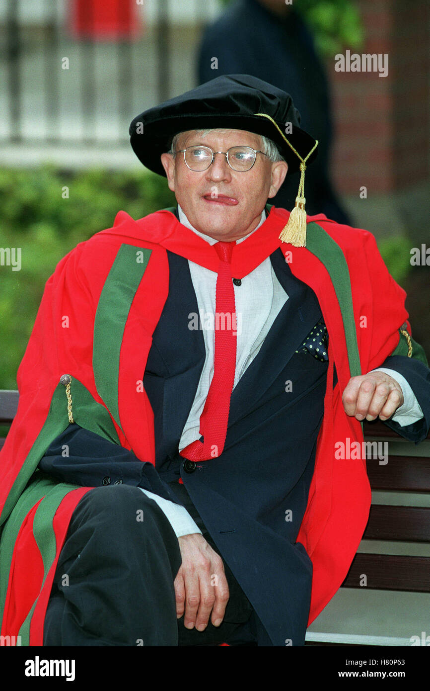 DAVID HOCKNEY  09 June 2000 Stock Photo