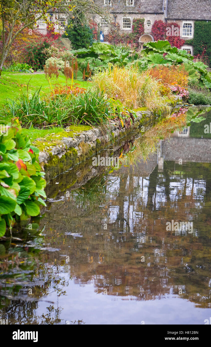 Cotswold water park cirencester hires stock photography and images Alamy