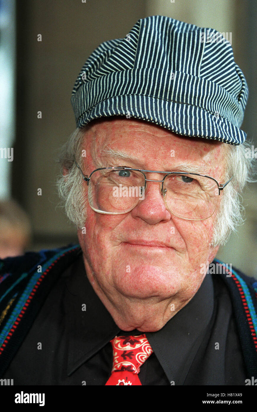 M. EMMET WALSH &ldquo;SNOW DOGS&rdquo; FILM PREMIERE EL CAPITAN THEATRE LA USA 13