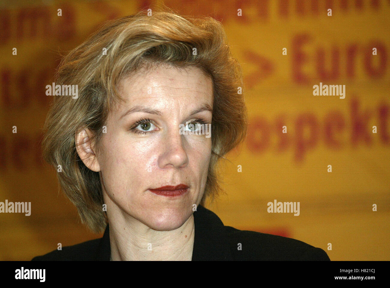 JULIET STEVENSON BERLIN FILM FESTIVAL POTSDAMER PLATZ BERLIN GERMANY 09 February 2002 Stock Photo