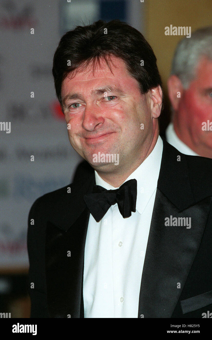 ALAN TITCHMARSH LONDON ENGLAND 04 February 2000 Stock Photo - Alamy