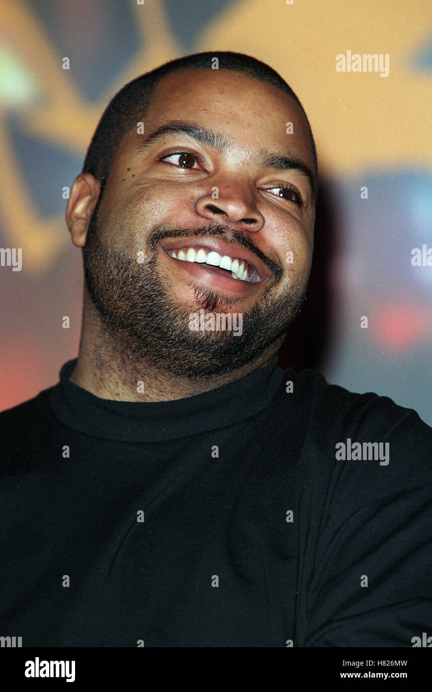 ICE CUBE BERLIN GERMANY 20 February 2000 Stock Photo - Alamy