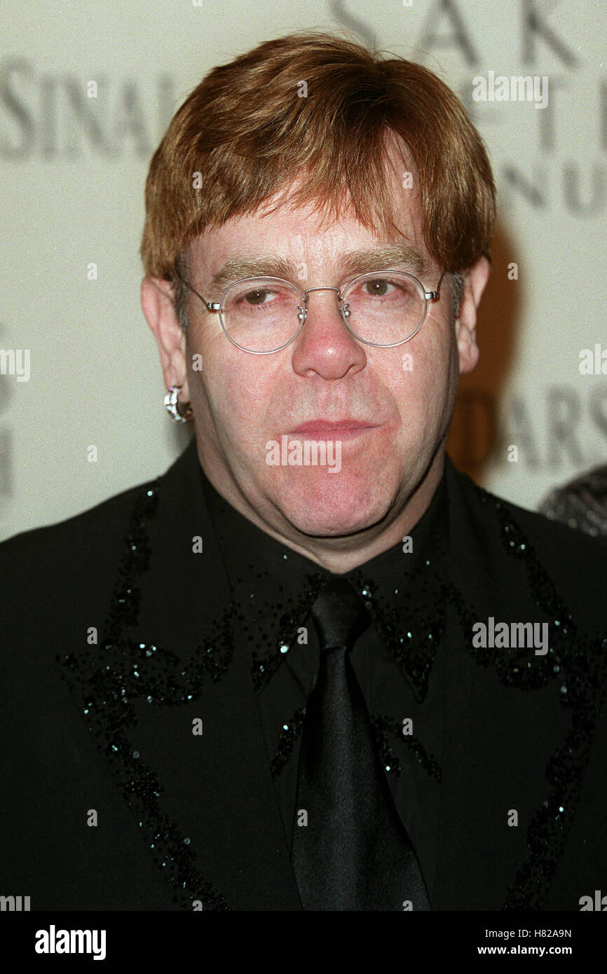 SIR ELTON JOHN LOS ANGELES USA 28 March 2000 Stock Photo Alamy