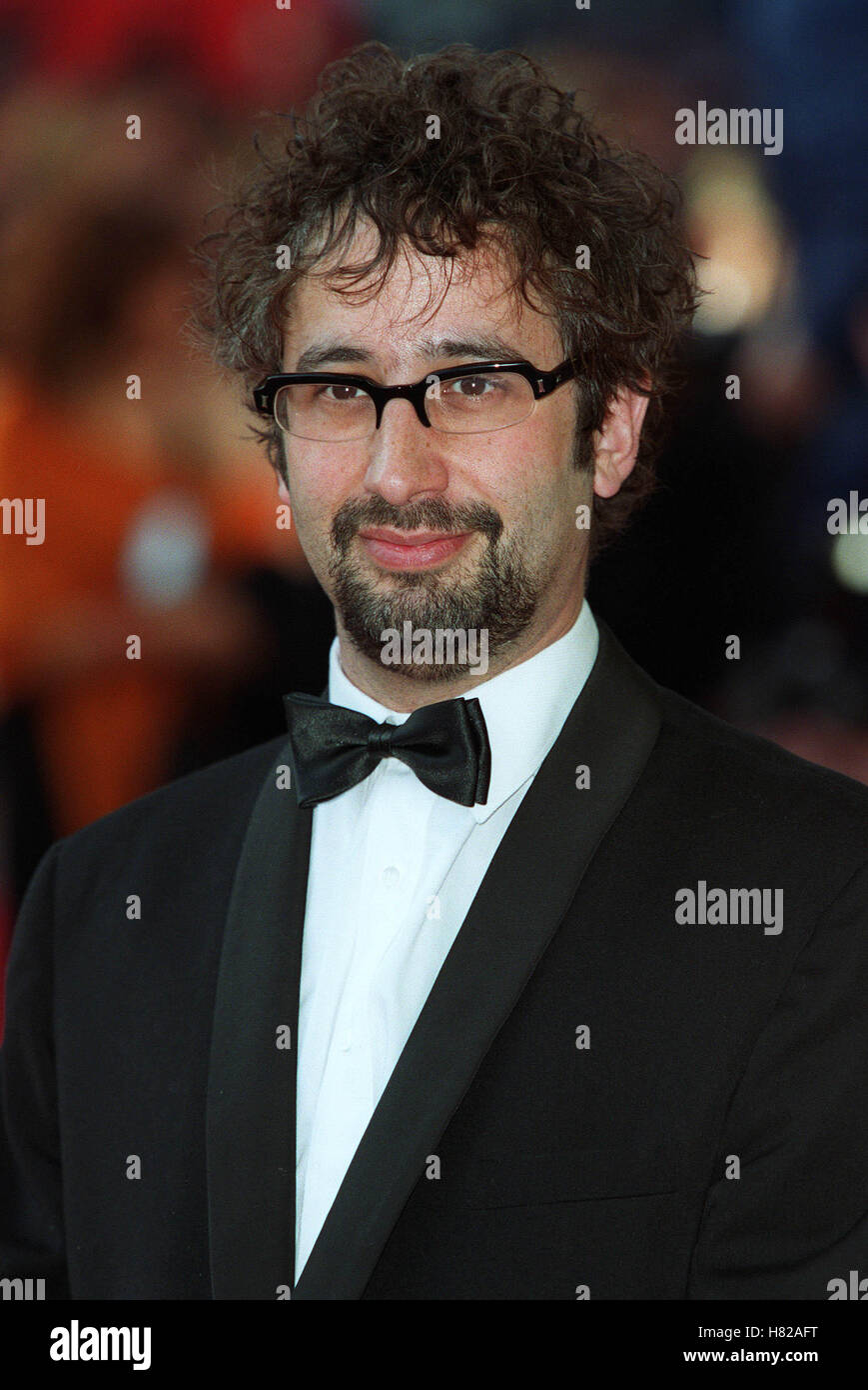 DAVID BADDIEL LONDON ENGLAND 09 April 2000 Stock Photo Alamy