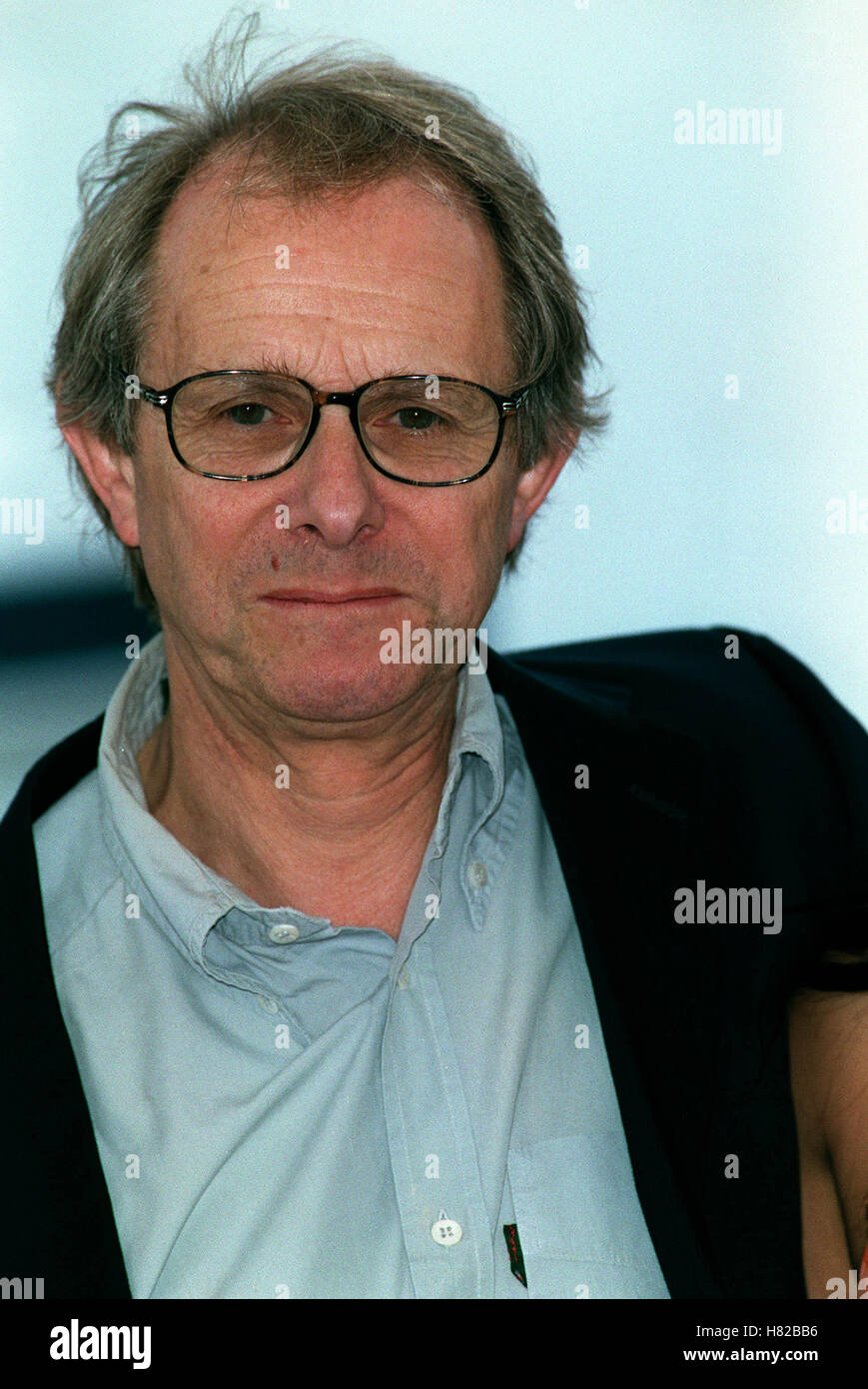 KEN LOACH 11 May 2000 Stock Photo - Alamy