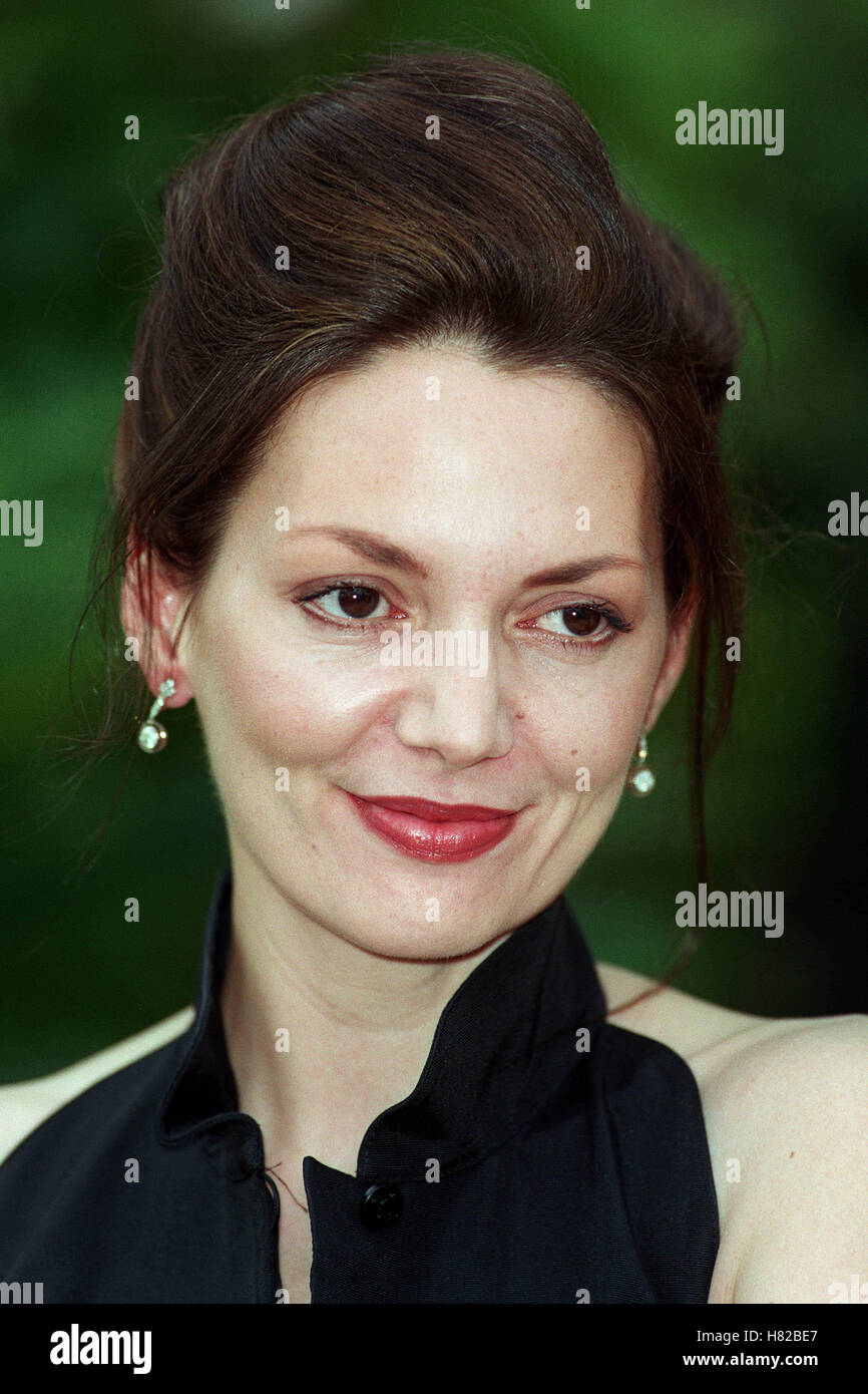 JOANNE WHALLEY  10 May 2000 Stock Photo