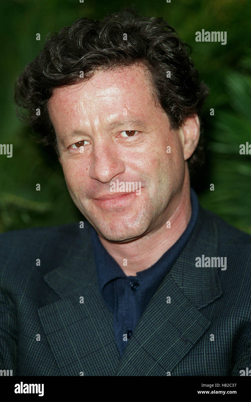 JOAQUIM DE ALMEIDA CANNES FRANCE 14 May 2000 Stock Photo - Alamy
