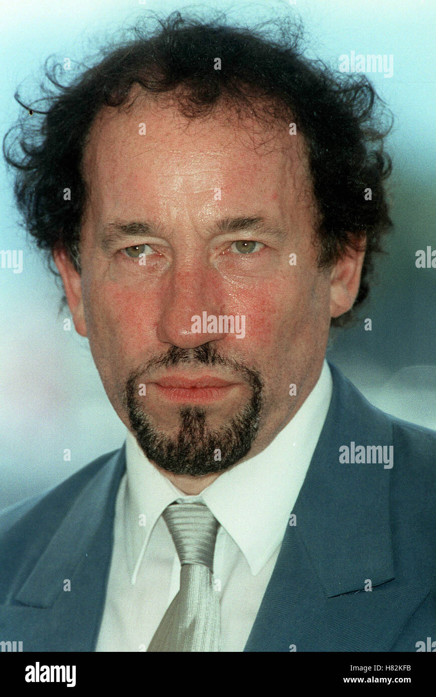SIMON CALLOW CANNES FILM FESTIVAL CANNES FRANCE EUROPE 12 May 2001 Stock Photo