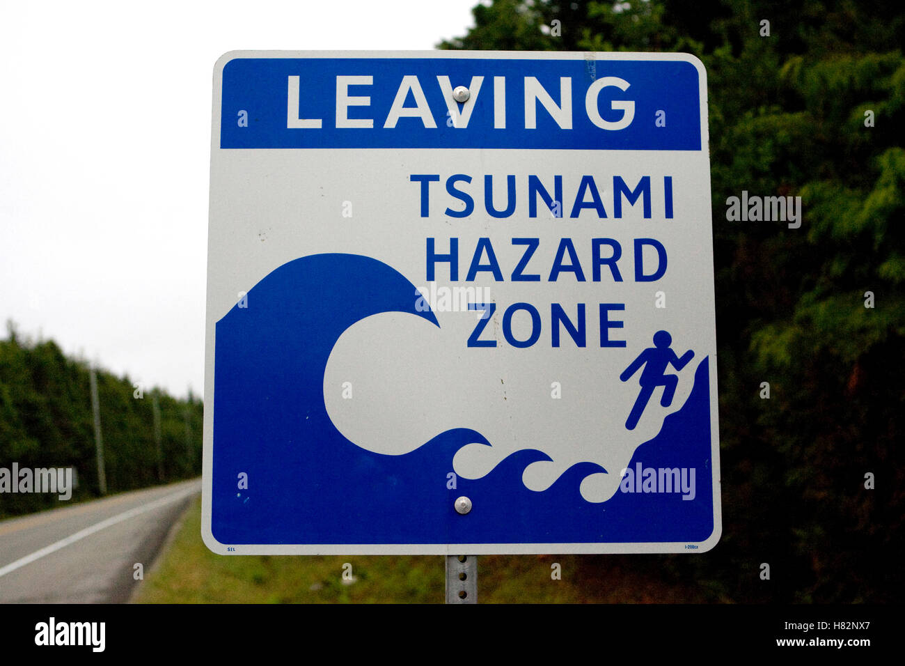 Is there a tsunami warning in canada