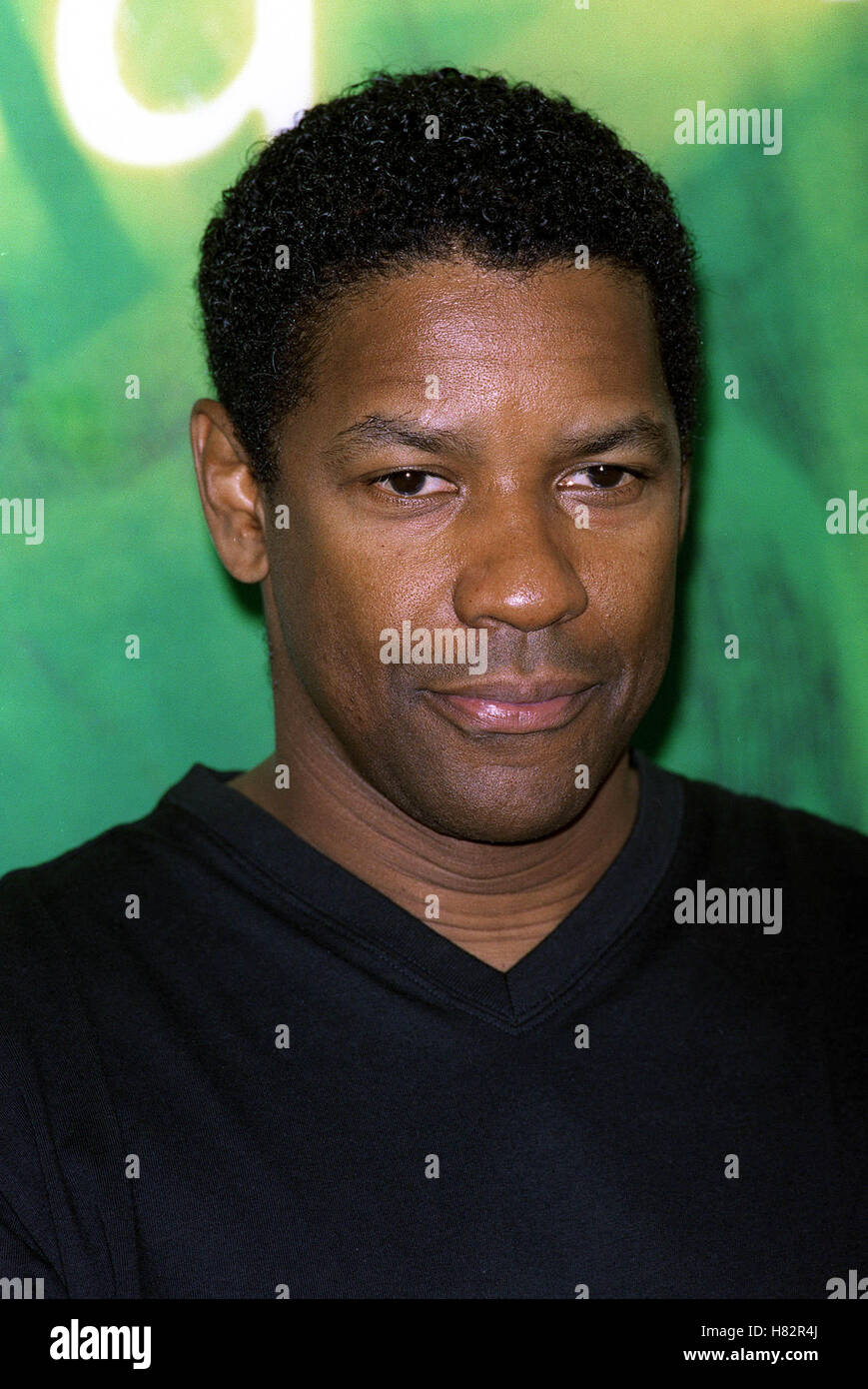 Training day denzel hi-res stock photography and images - Alamy