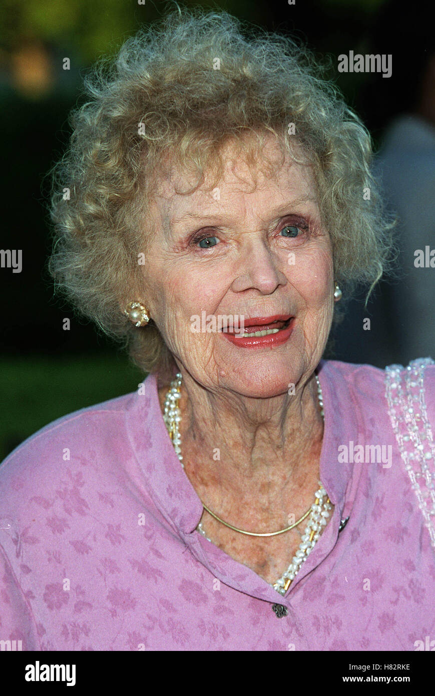 GLORIA STUART "THE SCORE" FILM PREMIERE WHEN DINOSAURS ROAMED LOS