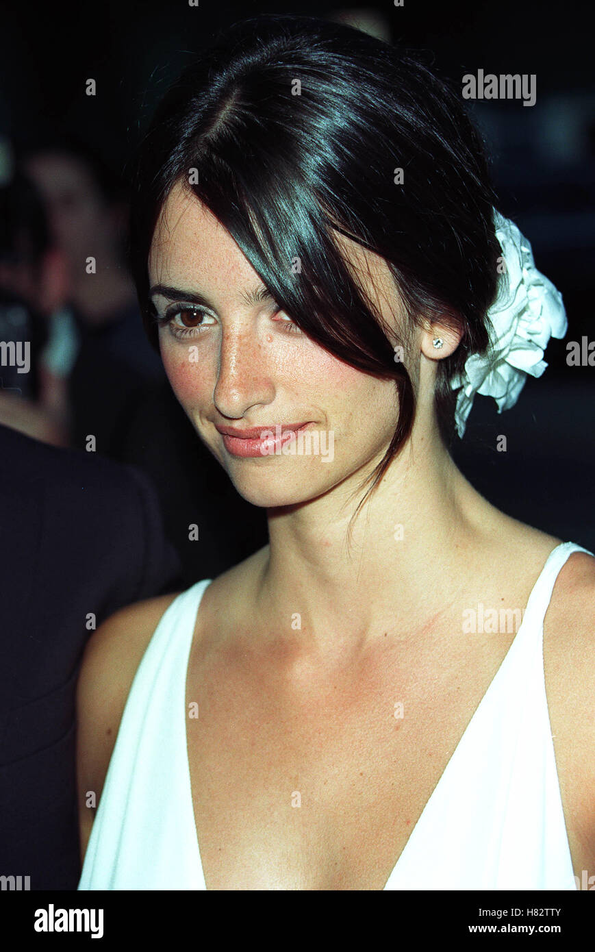 PENELOPE CRUZ "CAPTIAN CORELLI'S MANDOLIN"FP HOLLYWOOD LOS ANGELES USA