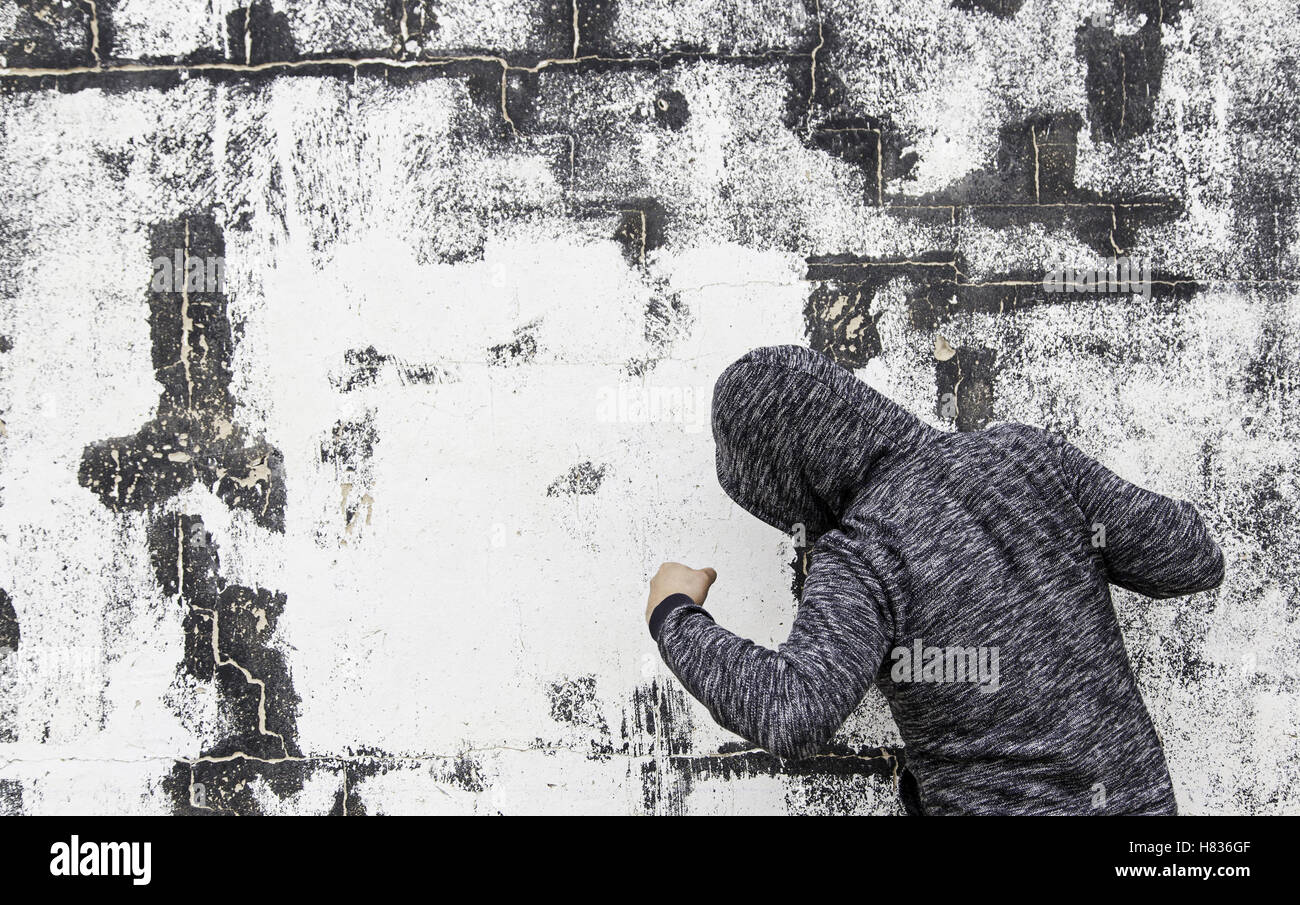 Boy rapper desperate urban street Stock Photo - Alamy