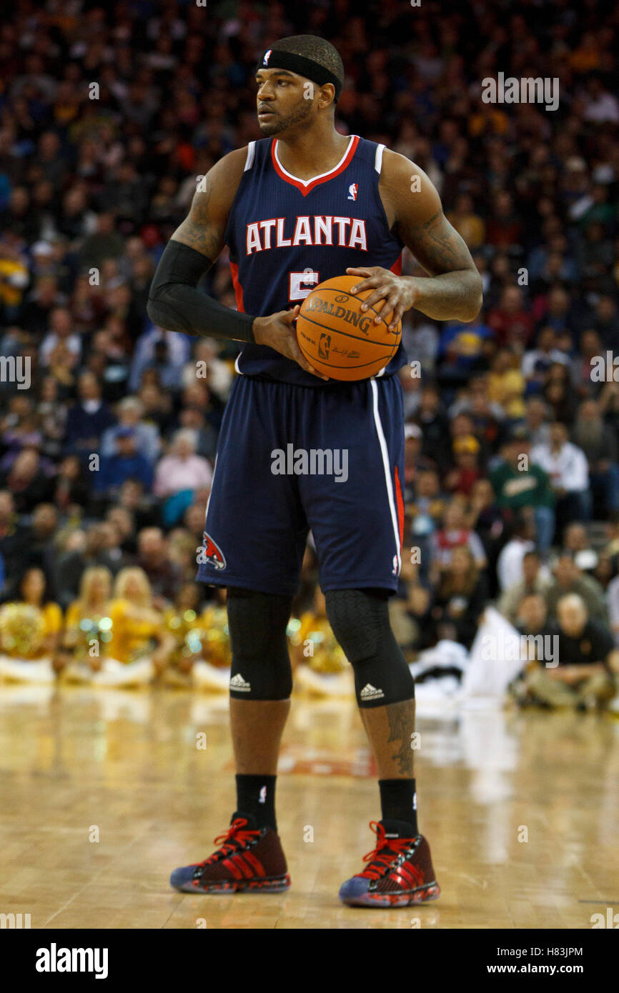 February 25, 2011; Oakland, CA, USA; Atlanta Hawks power forward Josh Smith  (5) holds the ball