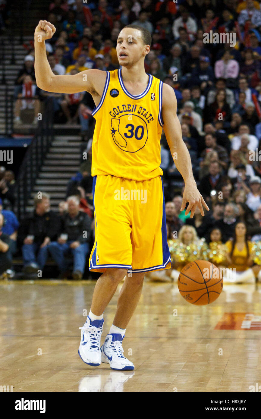 Jan 25, 2012; Oakland, CA, USA; Golden State Warriors point guard Stephen  Curry (30) celebrates after making a three point basket against the  Portland Trail Blazers during the third quarter at Oracle