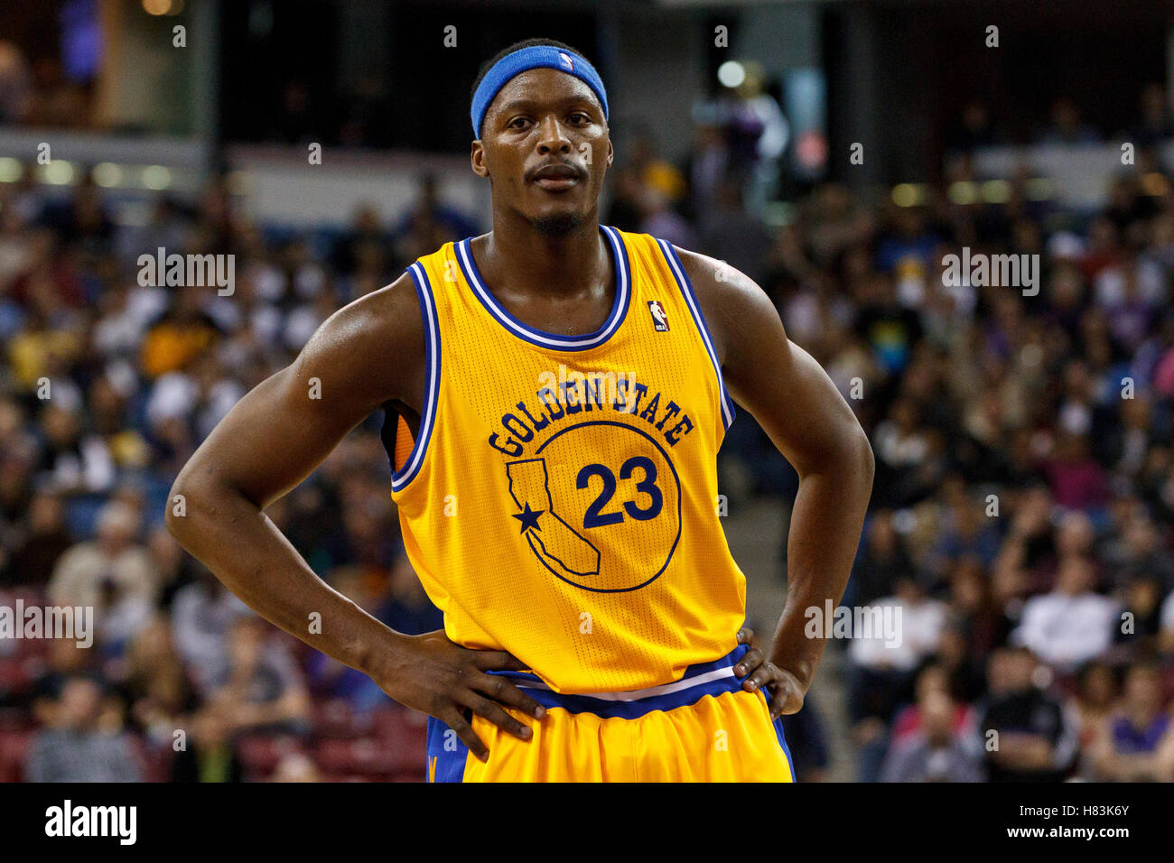 Golden state warriors court hi-res stock photography and images - Alamy