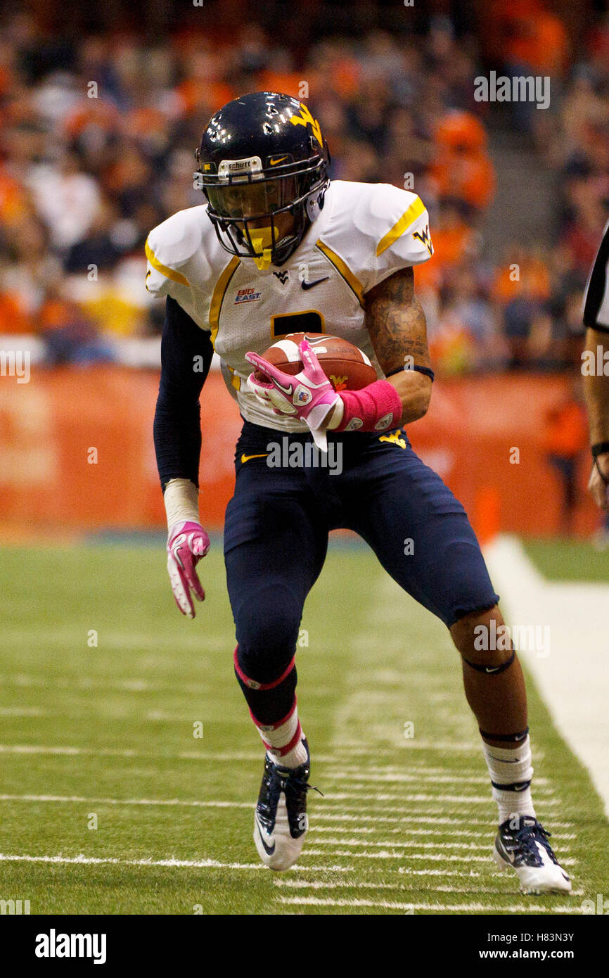 Oct 21, 2011; Syracuse NY, USA; West Virginia Mountaineers wide