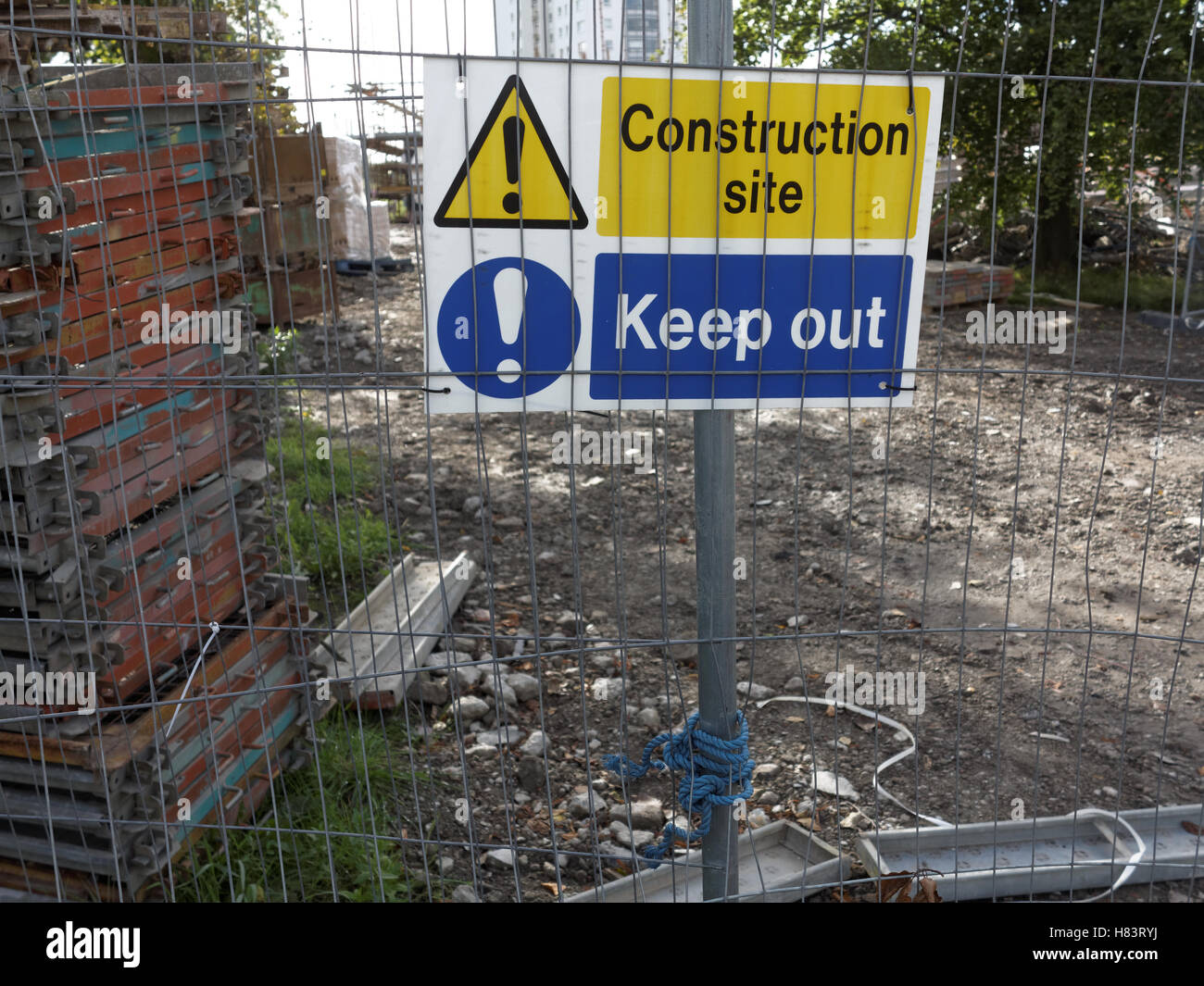 construction site leap out out building site keep out sign Stock Photo