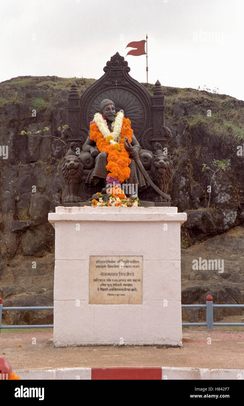 Shivaji statue hires stock photography and images Alamy
