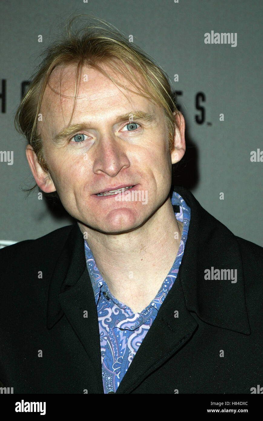 DEAN HAGLUND X-FILES FINALE WARP PARTY HOUSE OF BLUES HOLLYWOOD LOS ANGELES USA 27 April 2002 Stock Photo