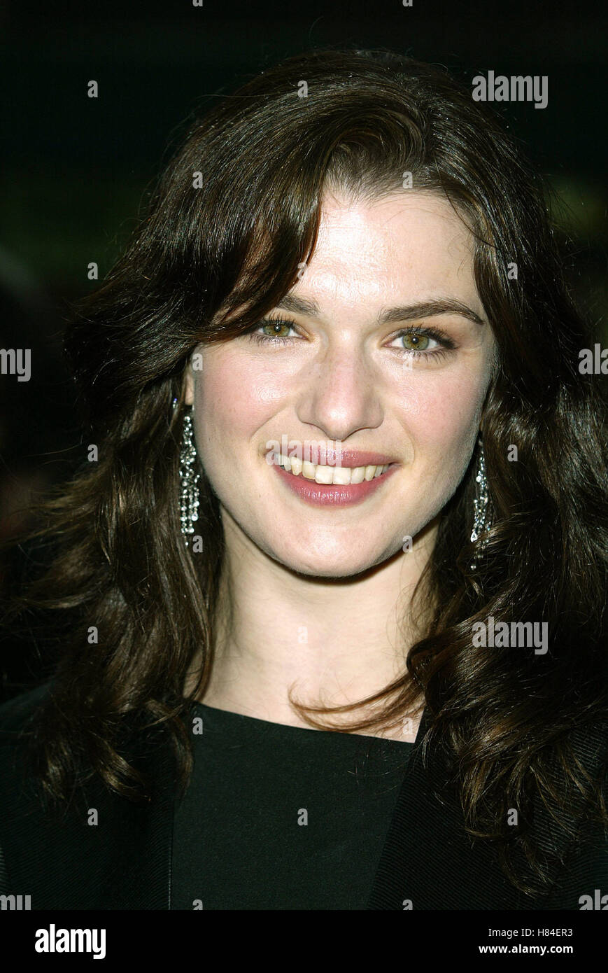 RACHEL WEISZ 1 GIANT LEAP FILM PREMIERE EGYPTIAN THEATRE HOLLYWOOD LOS ANGELES USA 06 May 2002 Stock Photo