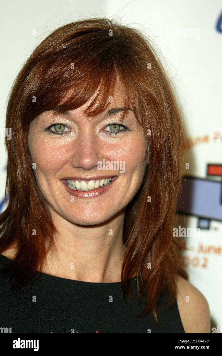 LARI WHITE AOL &lsquo;CELEBRITY YOU&rsquo;VE GOT MAIL THE HIGHLANDS HOLLYWOOD
