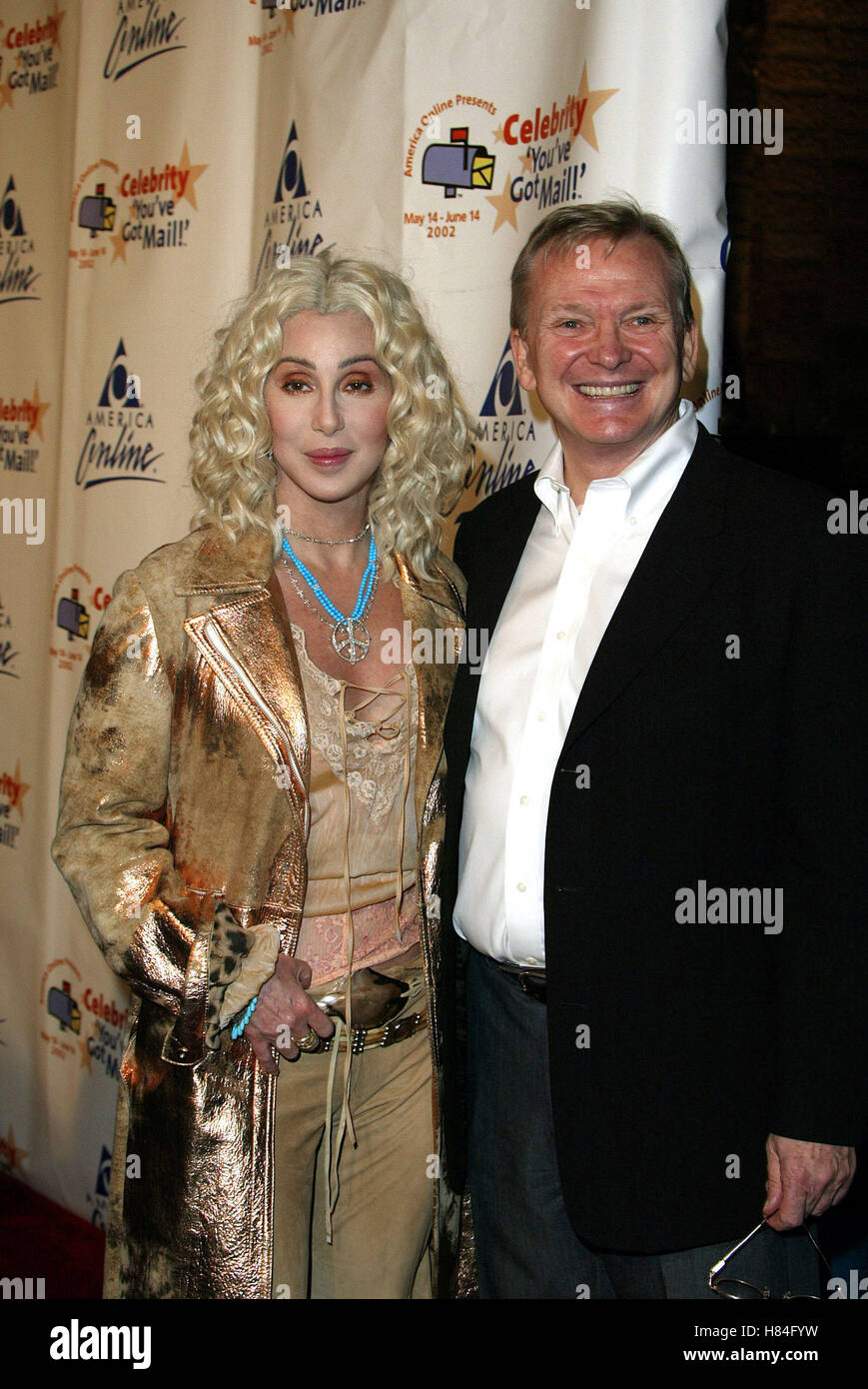 CHER & BOB MACKIE AOL 'CELEBRITY YOU'VE GOT MAIL THE HIGHLANDS HOLLYWOOD HOLLYWOOD LOS ANGELES USA 14 May 2002 Stock Photo